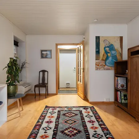 The Charming House By Arctic Homes Apartament